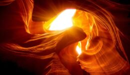 Antelope_Canyon_1-scaled